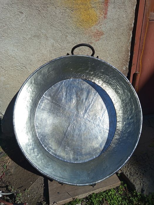 БАКЪРЕНА ТАВА за лютеница и курбан и лятна манджа антична запазена тав