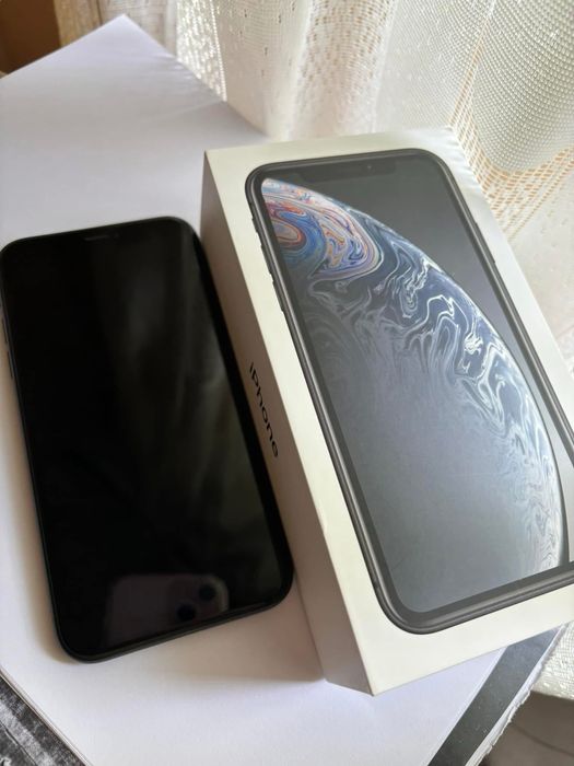 Vând telefon iPhone XR