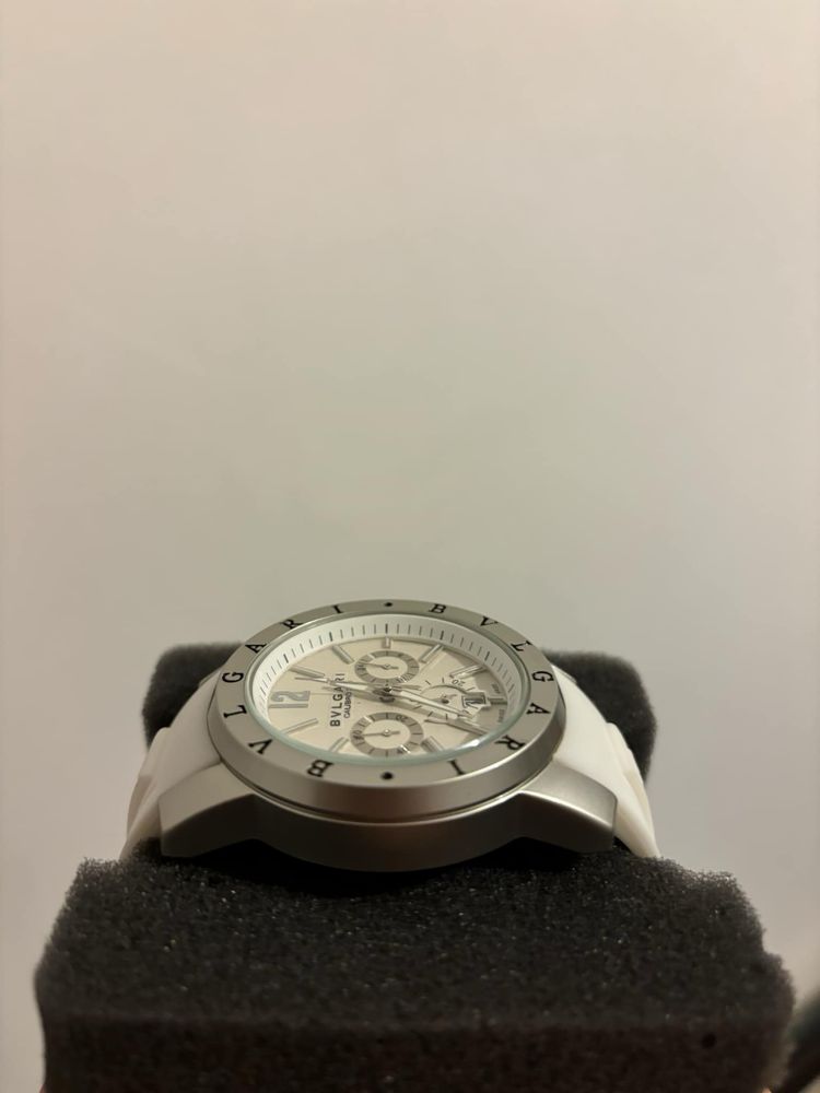 Продавам часовник BULGARI
