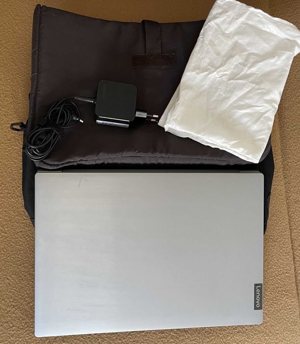 Lenovo IdeaPad S145 81MV I5-8265U 8Gb-DDR4 256GB-SSD W11H laptop