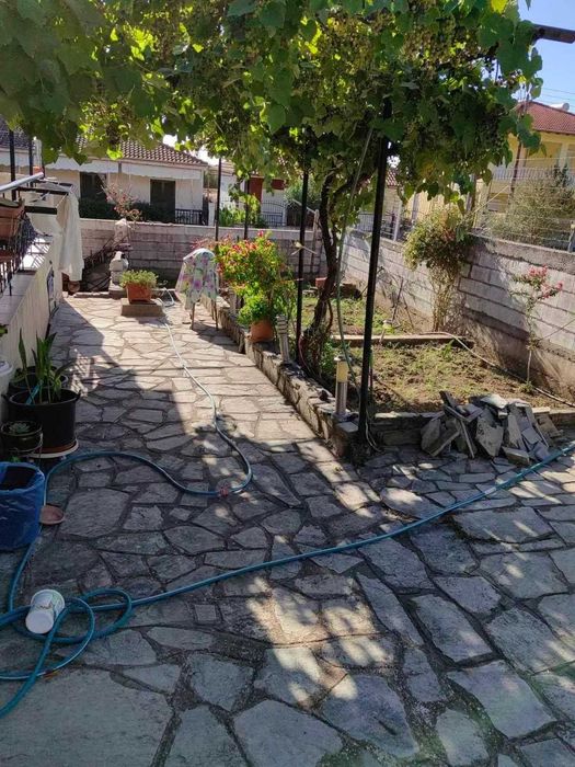 Къща в Аспровалта