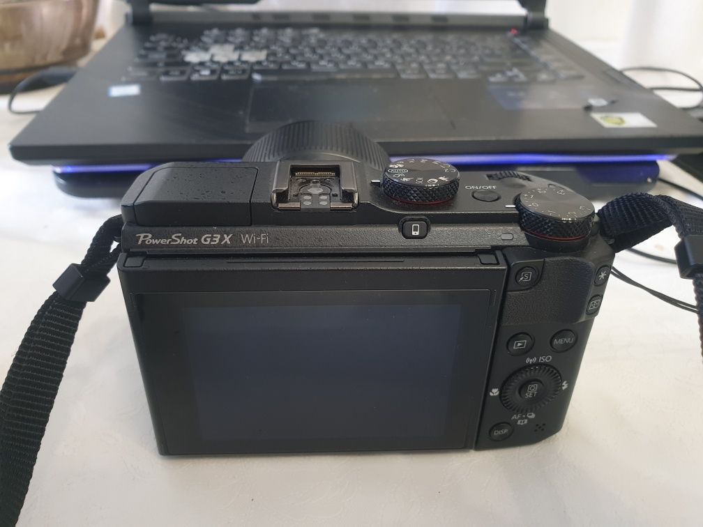 Продам фотоаппарат Canon G3x