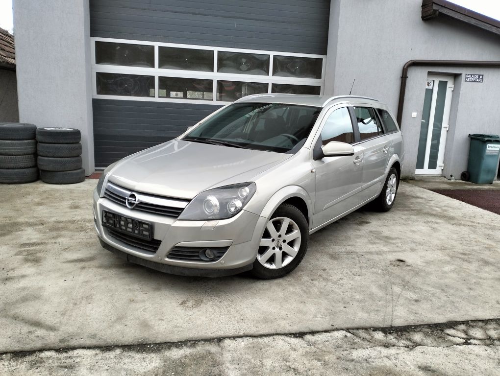 Opel Astra H 1.6 benzina