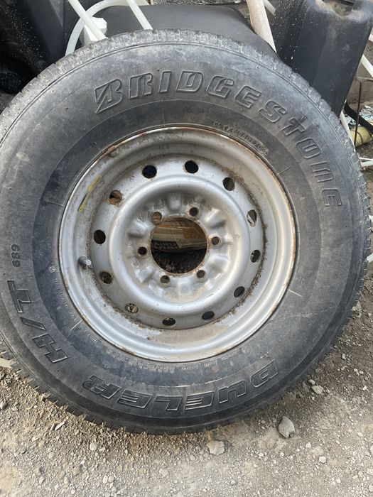 Продам колесо в сборе (запаска), Шина Bridgestone Dueler H/T