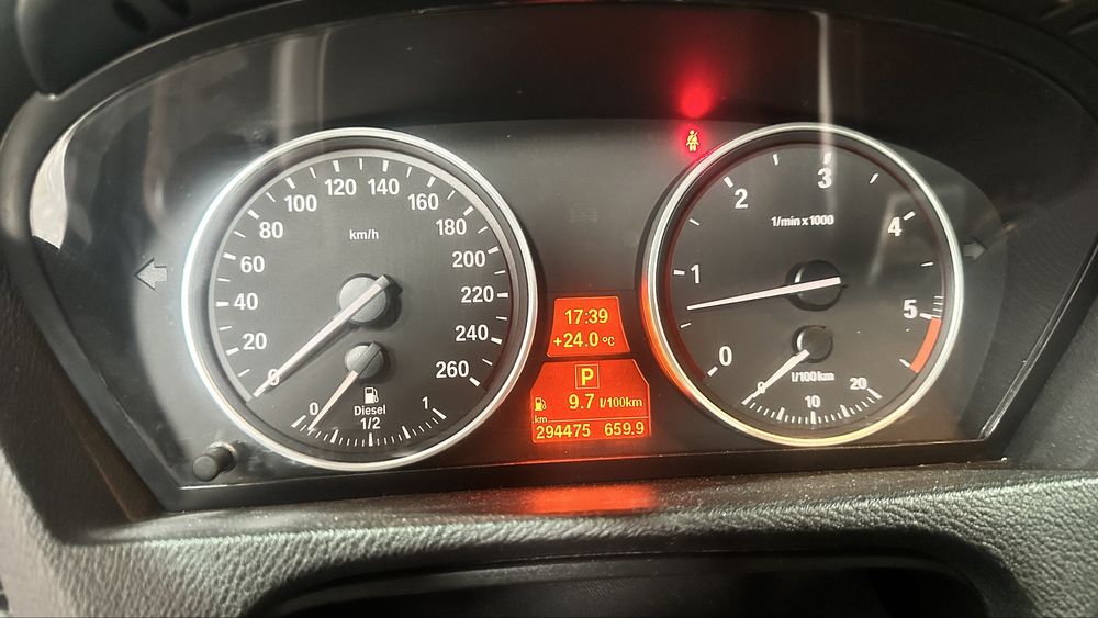 BMW X5 - 4.0 d - E70 - 2012