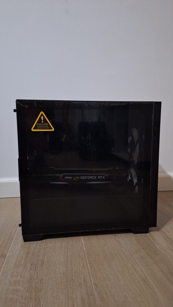 Vand PC de gaming NOU, cu RTX 2070 super si AMD ryzen