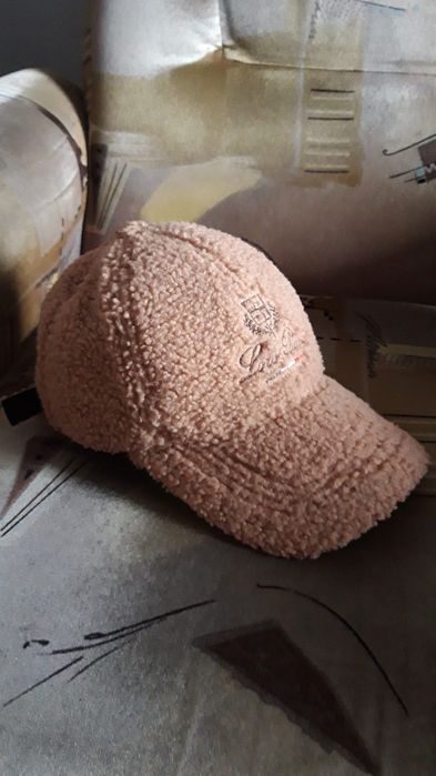 На очень,весну бейсболка