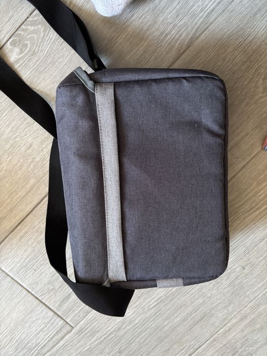 Чантичка за фотоапарат Nikon