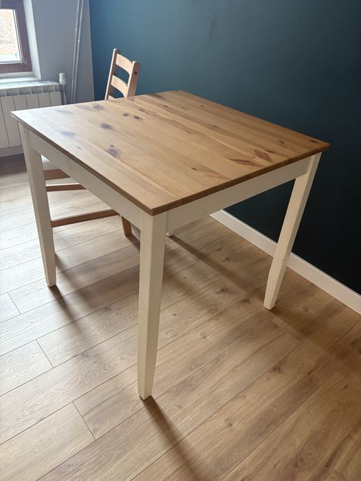 Трапезна Маса Икеа с 4 стола