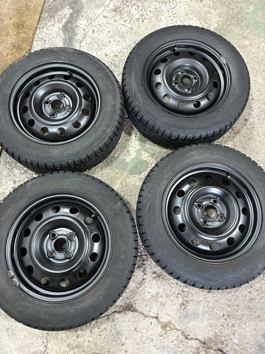 Продам шины зимние шипованные