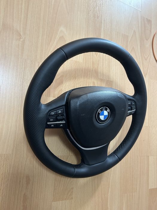 Volan bmw f10 f11 f07 f06 f12 f13 f01 f02 incalzire vibratii