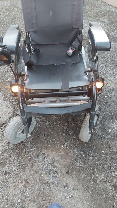 Căruț persoane cu dizabilități