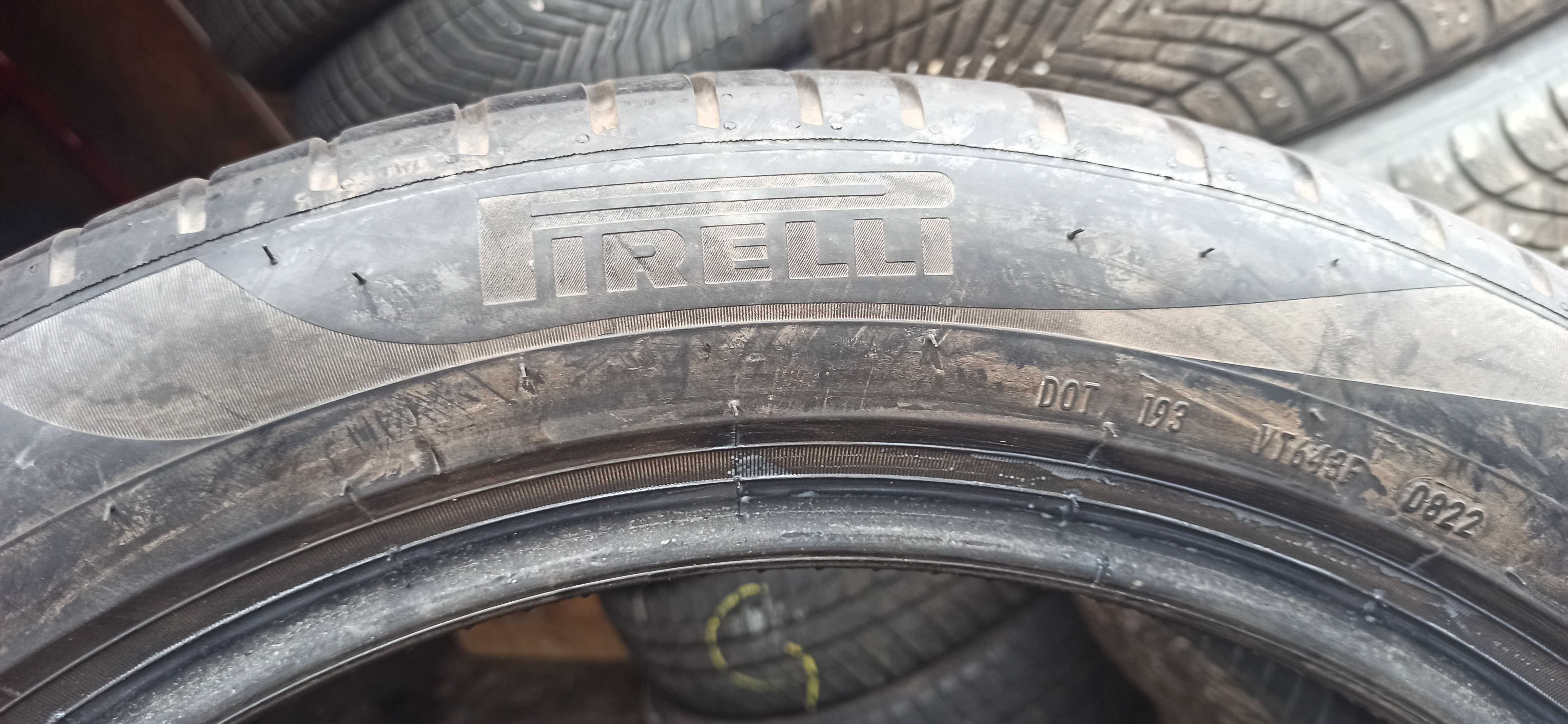 2бр.летни гуми 235/50/20 Pirelli