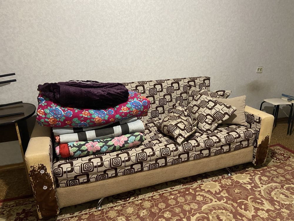 Диван 2 кресло көрпе бу отдам даром