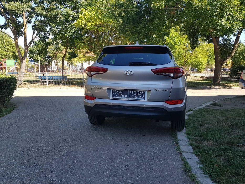 Vand  Hyundai Tucson 1. 6 benzina  an 2018 Full  euro 6,, impecabila