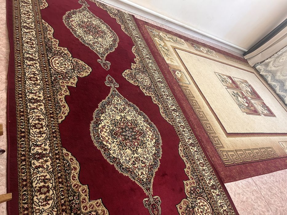 Продам 2 ковра б/у за 7000 тенге. Самовывоз