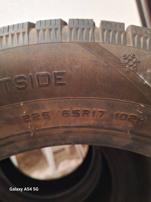 Шина   225/65R17