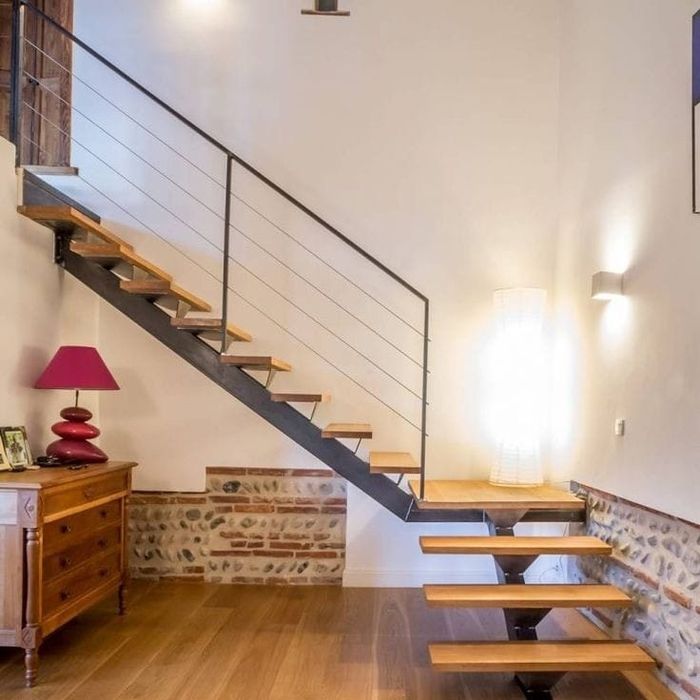 Scari metalice de exterior și interior