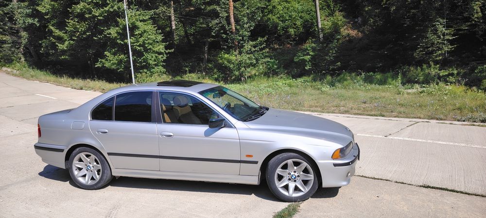 Vând Bmw seria5 E39