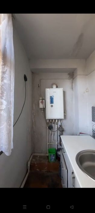 Kvartira sotiladi Nurafshon Mikrorayon