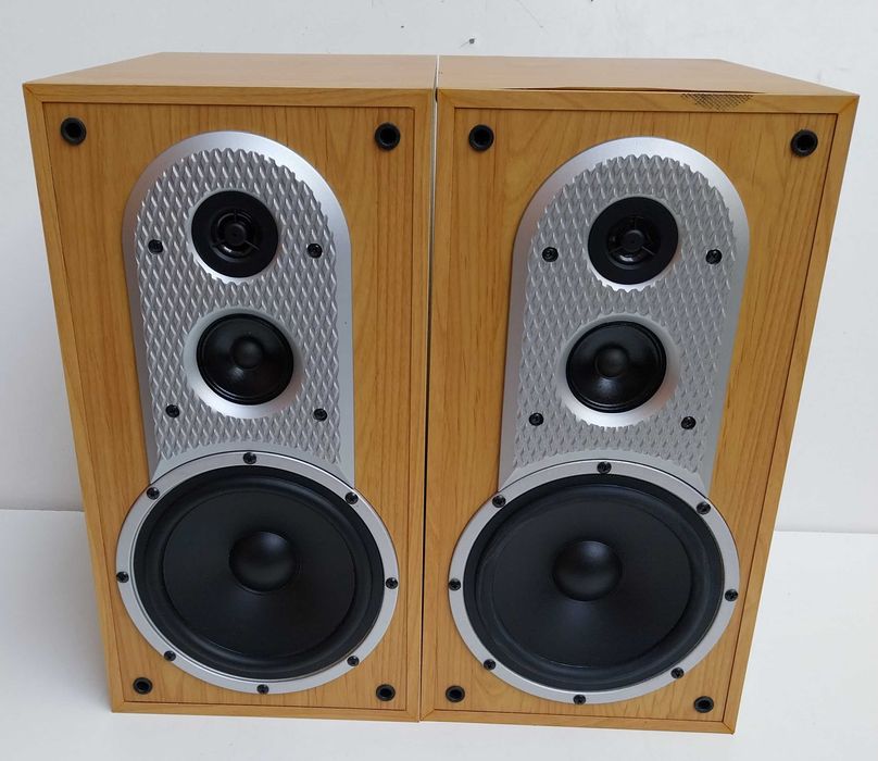 НАЙ ДОБРАТА ОФЕРТА Тонколони Eltax Silverstone 160