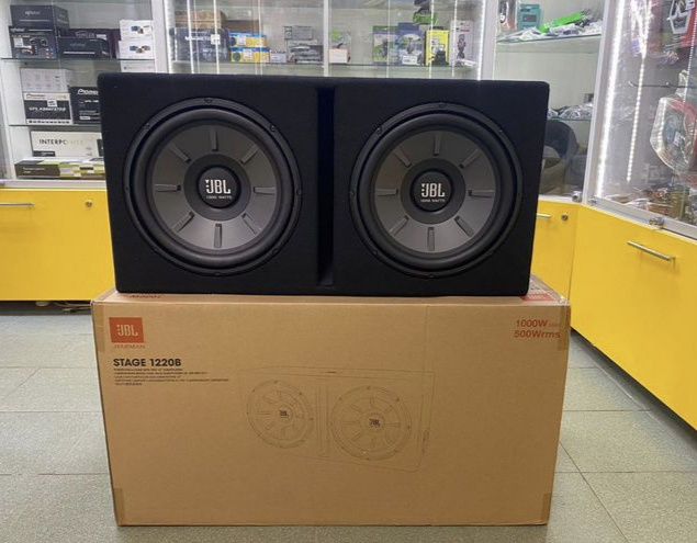 Сабвуфер JBL Stage 1220B новый.