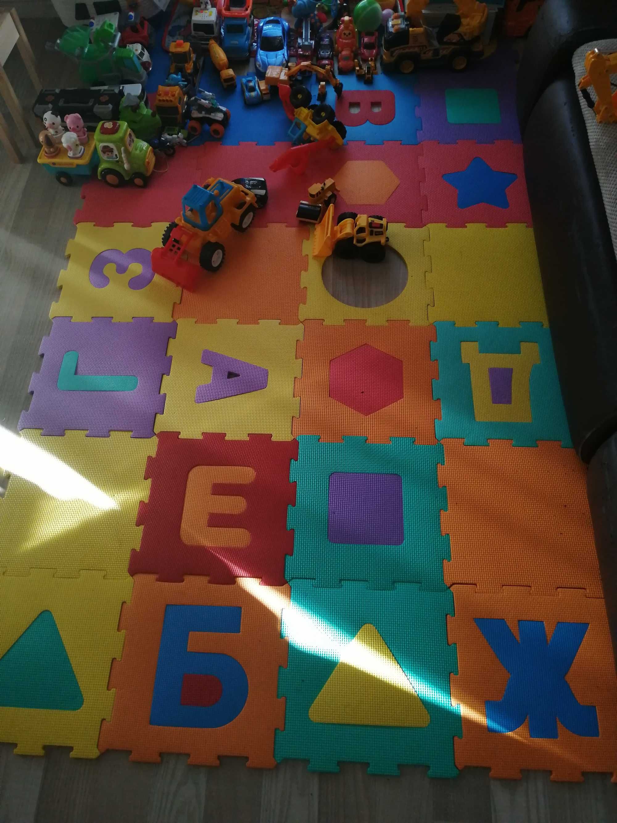 Килим за игра (използван)