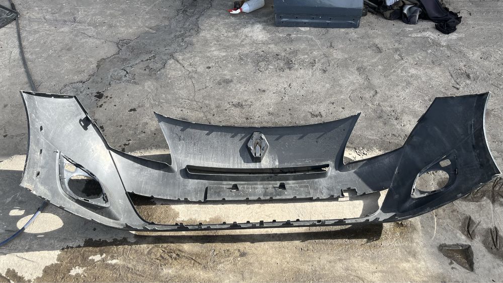 Предна броня Renault Grand Scenic 2009-2015