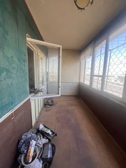 3/4/5. Сергели 4. Квартира 78 м². Дом вдоль дороги. Метро - 800 м.