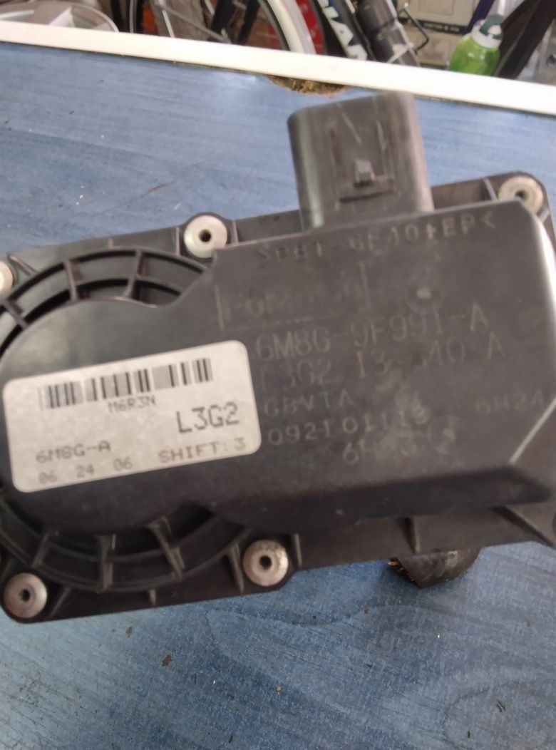 Дружба клапа за mitsubishi colt 2005 година