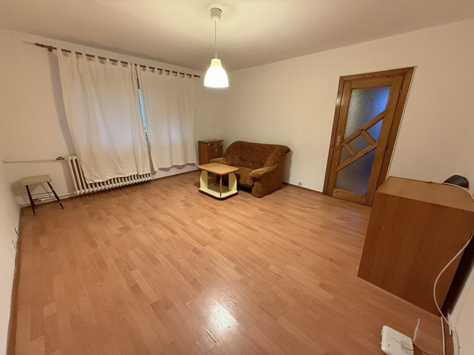Apartament doua camere semidecomandat Rovine parter