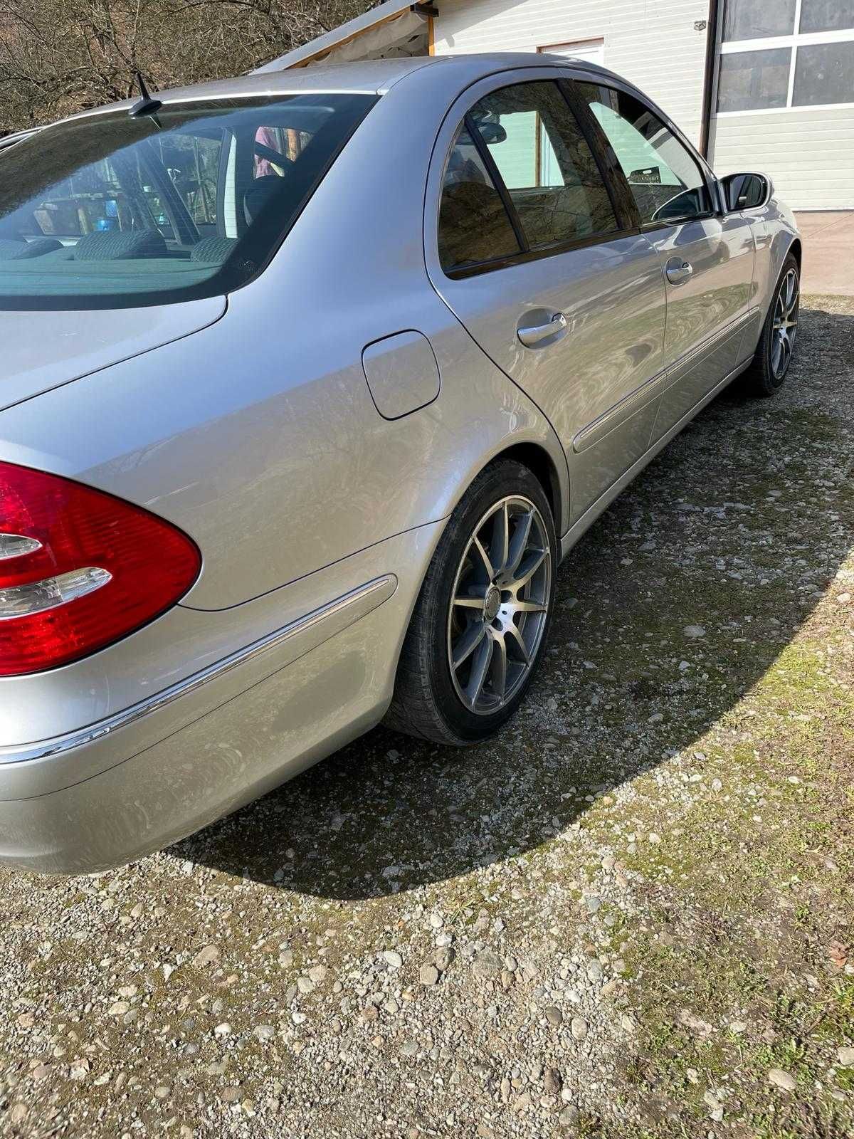 Vand Mercedes E270 cdi Elegance pret fix!