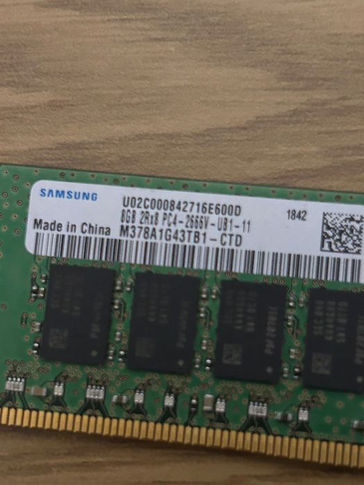 DDR4 RAM 2x8 за компютър