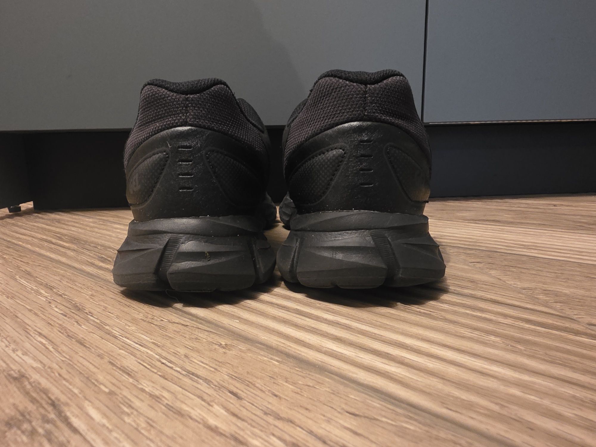 Мъжки маратонки ASICS Резервирани  !