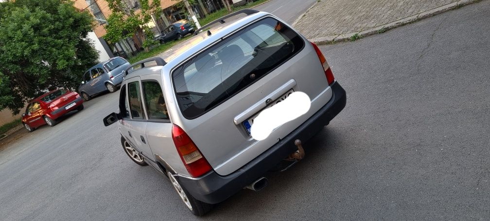 Opel astra an 2000