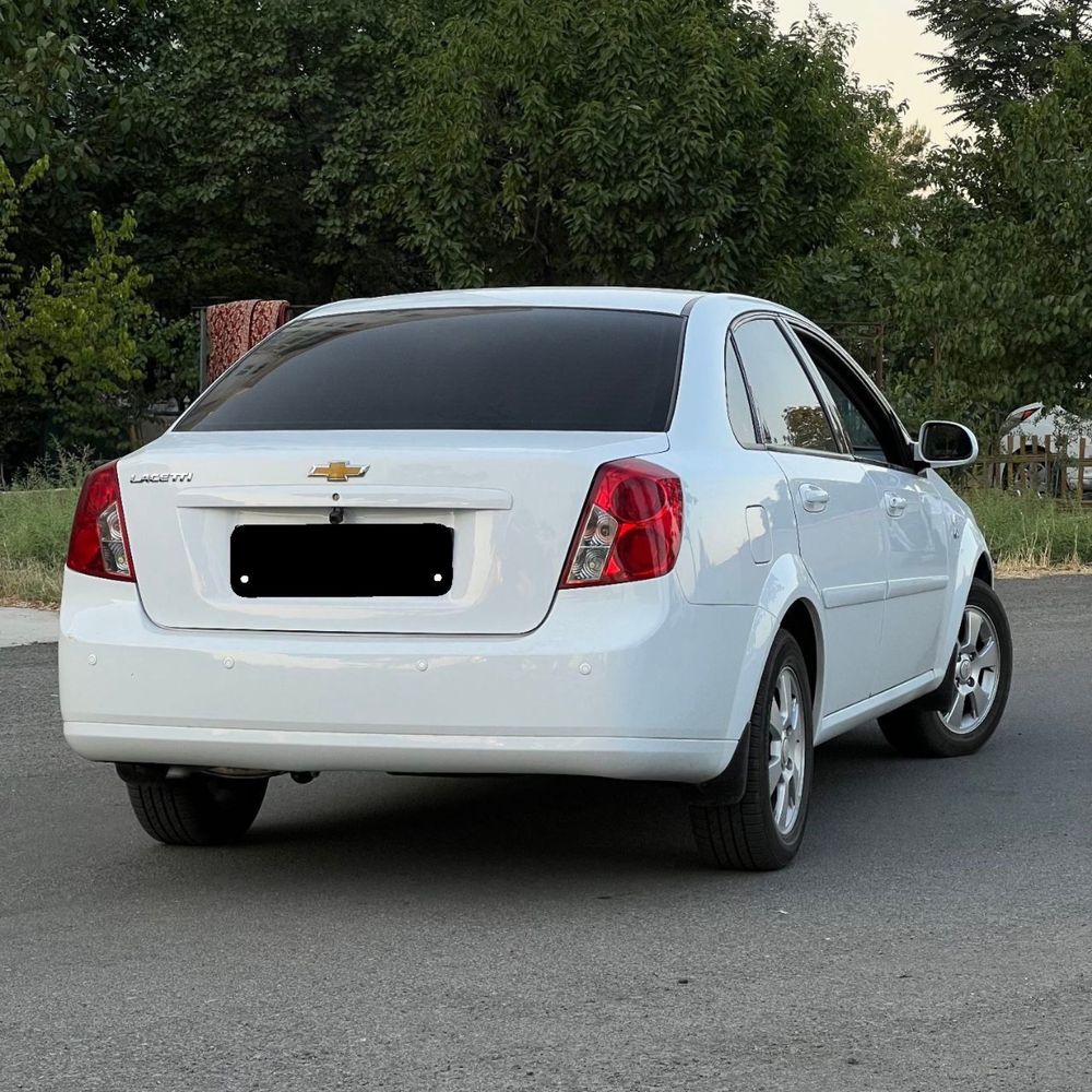 Lacetti 1,8 4 pozitsa avtomat