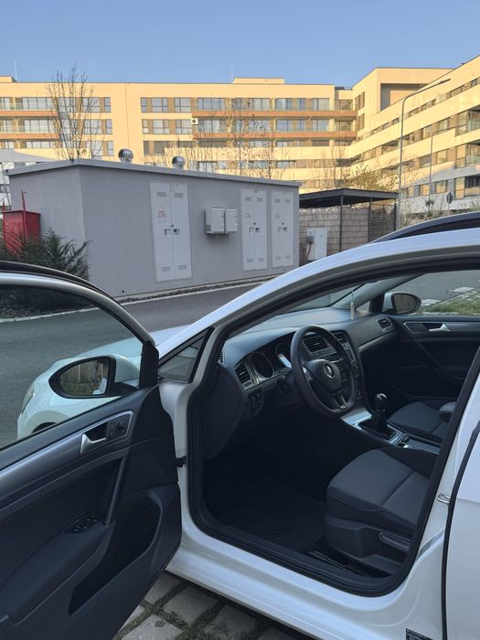 Vw Golf 7 1.6TDI Bluemotion achizitionat de nou reprezentanta Porsche