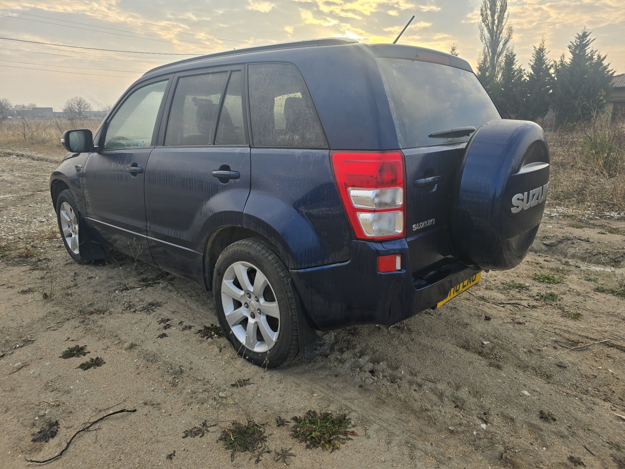 Suzuki grand vitara 1.9ddis 2011 на части