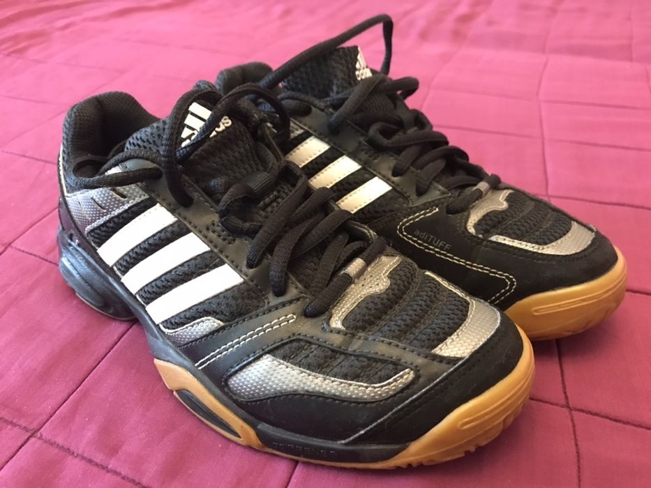 Adidasi Adidas  fete baieti negru mar 36