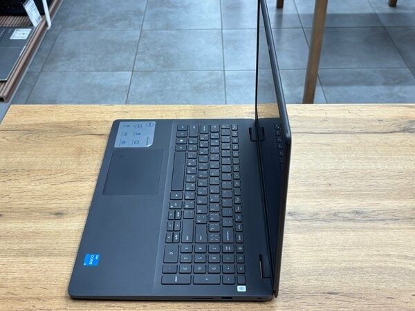 Ноутбук Dell Vostro 15 3000 /Intel Core i3-1115g4/8Gb/256Gb SSD/15.6"