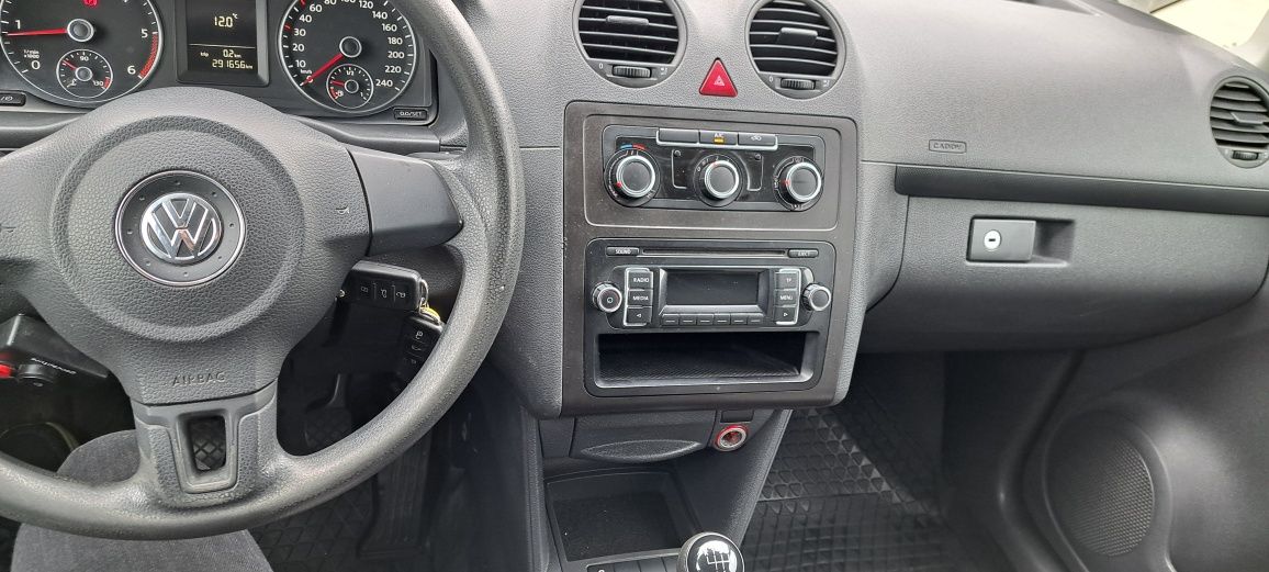 Vw caddy 2012 1.6 tdi Clima Senzori Parcare Rate Fixe Garanție Factura