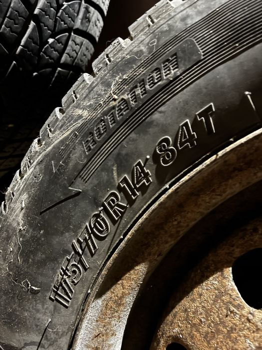 Зимни гуми с джанти 175/70 R14