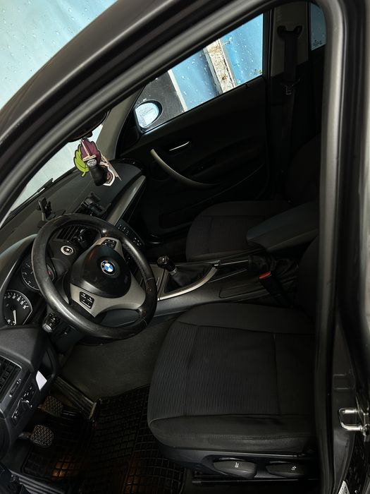 BMW Seria1 - 120d,163cp sau schimb cu break