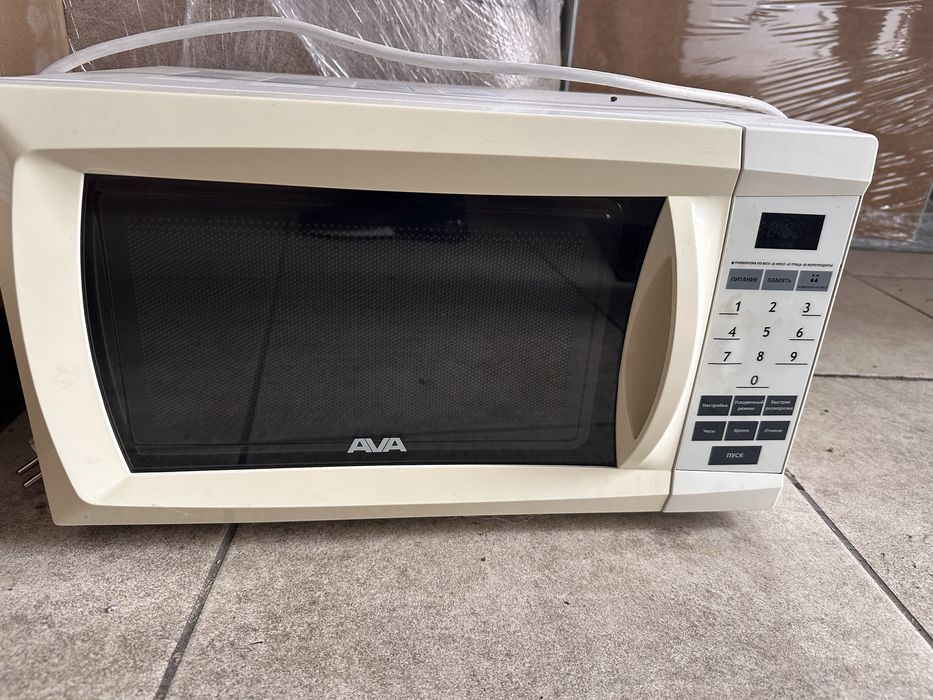 Продам микроволновку ava
