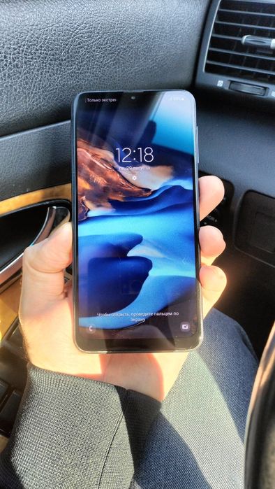 Продам Samsung A10, 32 Гб.