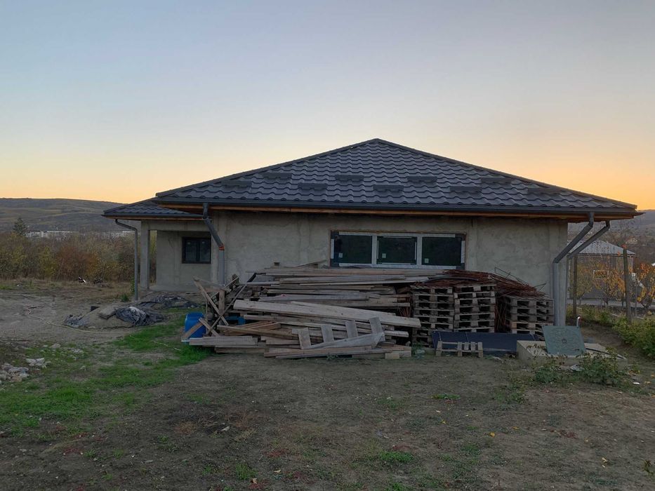 Casa de vanzare - plan parter