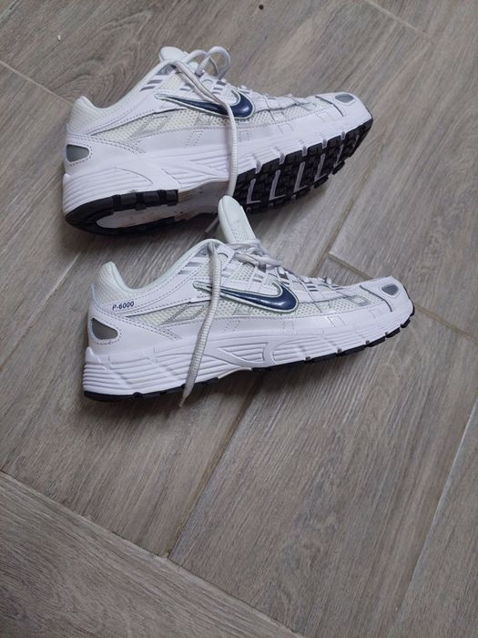 Маратонки найк унисекс