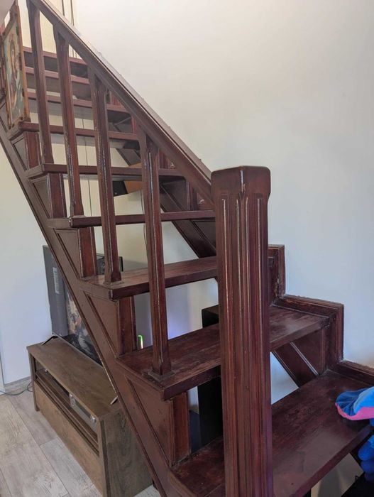 Продавам къща до сп. Марек