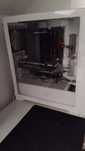 vând pc gaming urgent