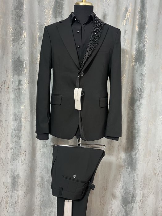 Costum Dior , elegant